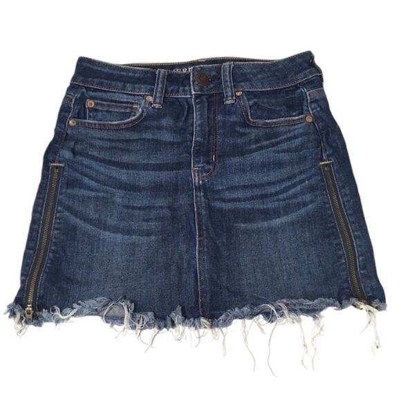 AMERICAN EAGLE NEXT LEVEL STRETCH HIGH RISE DENIM MINI SKIRT WITH SIDE ZIPPERS 2 - Picture 1 of 9